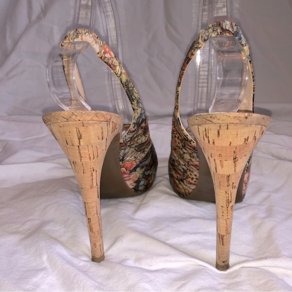 GUESS Gwaero3 Cork Platform Slingback Heels - Picture 7 of 16